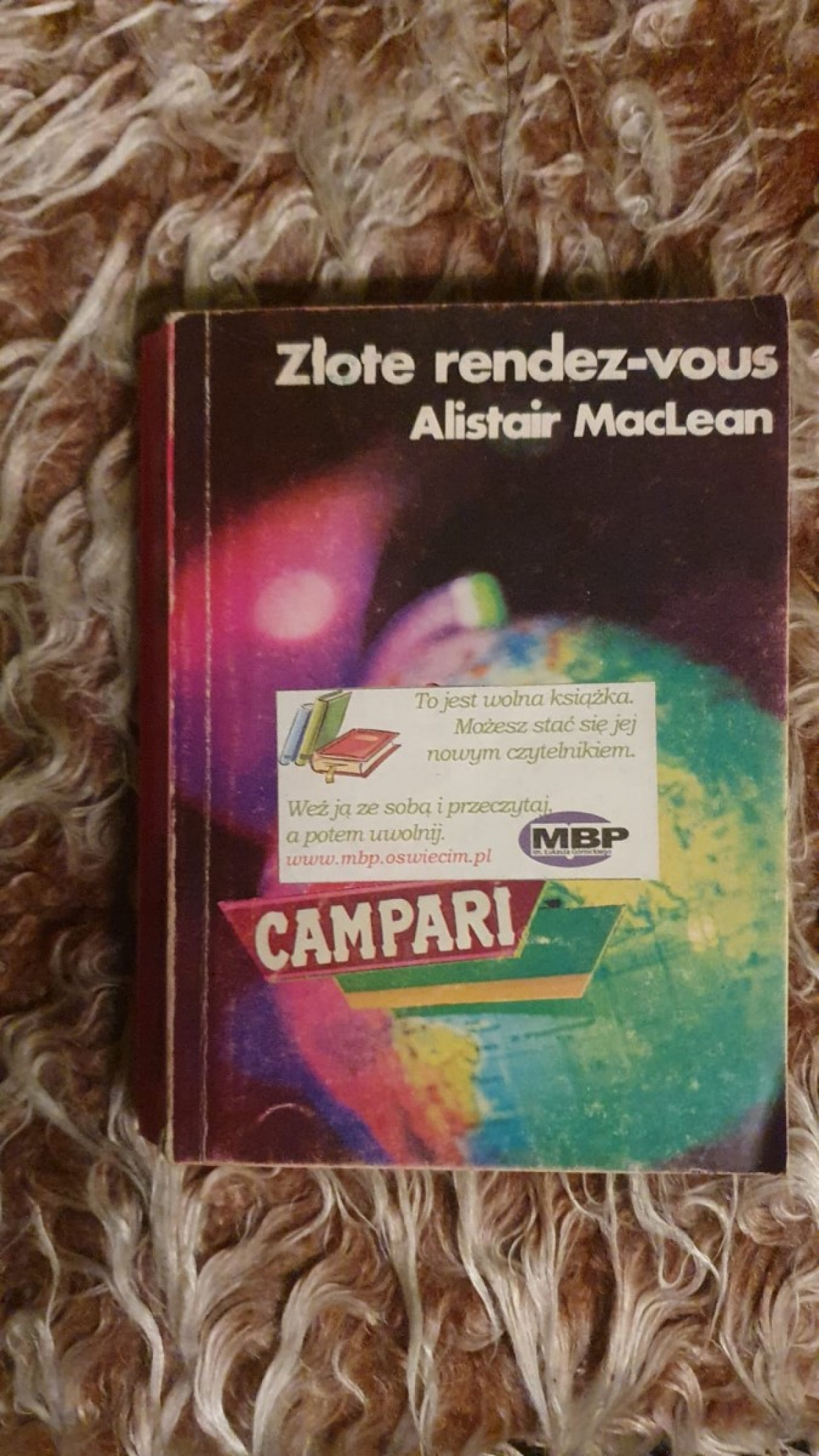 Złote rendez-vous Alistaira MacLeana – kieszonkowe wydanie pełne napięcia i przygody