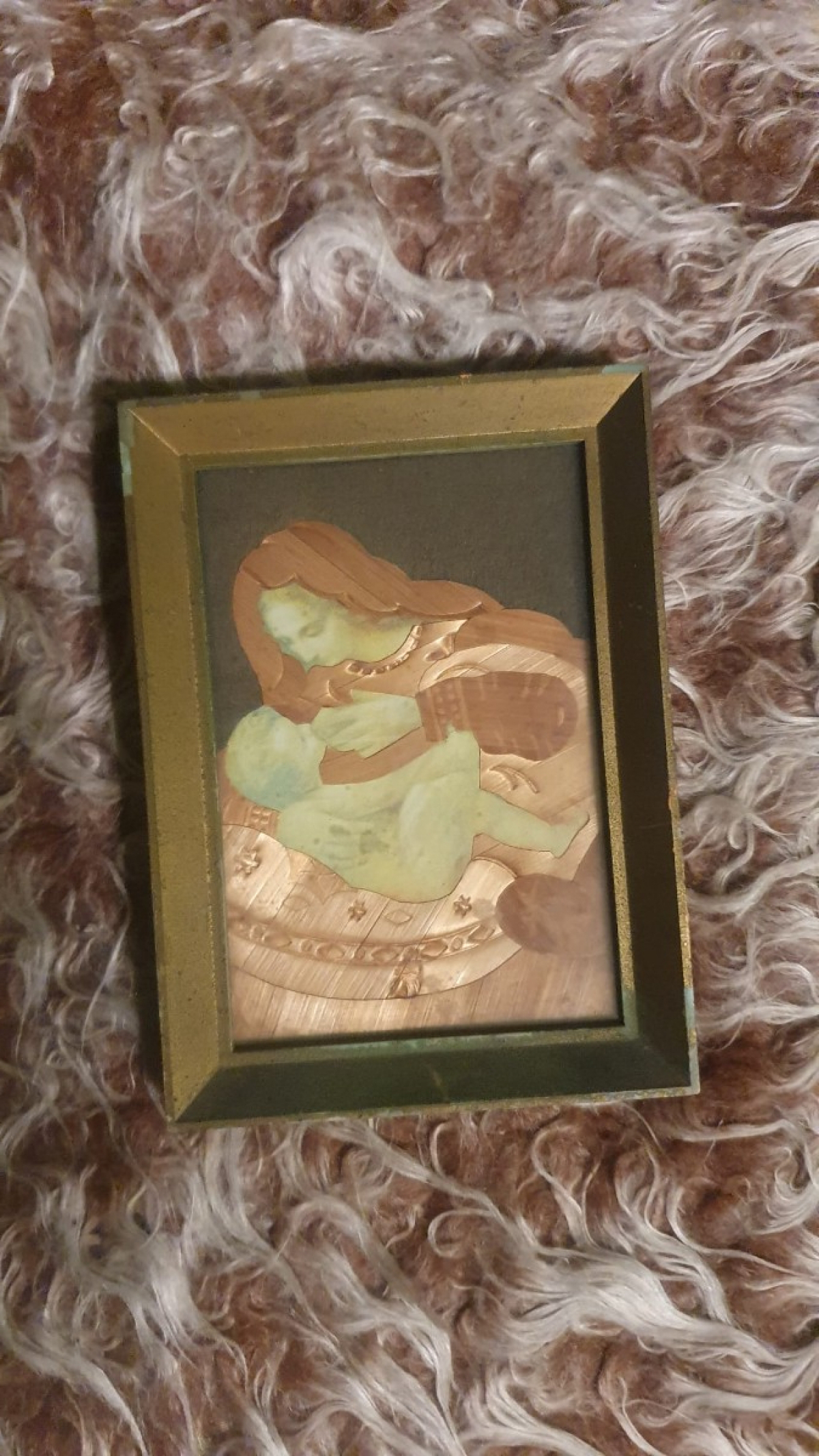 Obraz religijny – Matka Boska z Dzieciątkiem | ręczna kompozycja reliefowa