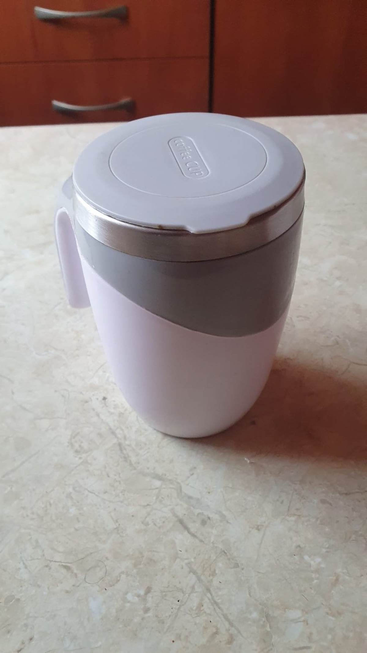 Kubek automatycznie mieszający – magnetyczny DTM-630 380 ml | biało-szary