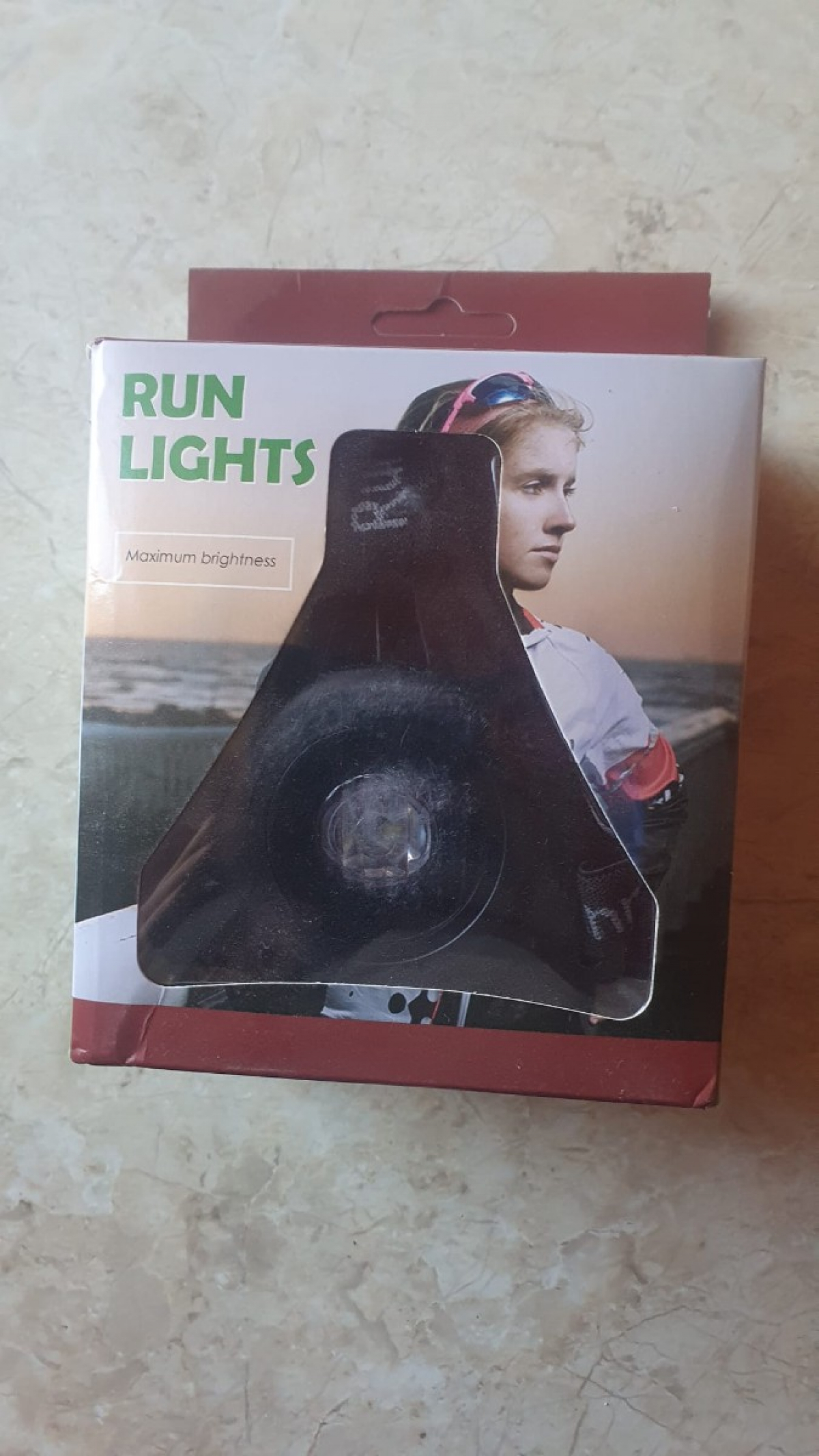 Lampka biegowa LED na klatkę piersiową USB – latarka dla biegaczy, trekking, camping