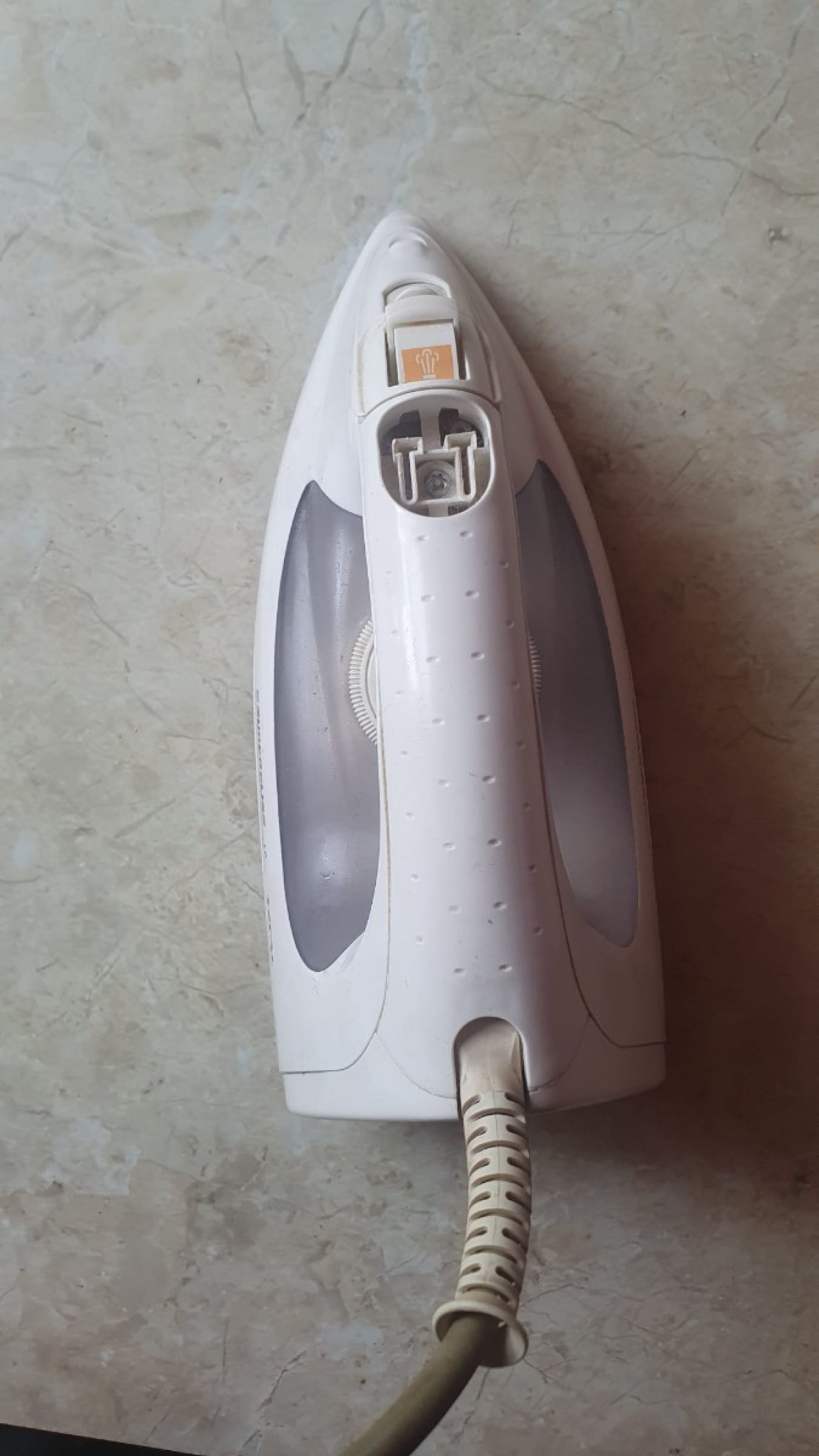 Tefal Supergliss 10 – sprawne żelazko parowe 1415 W - używane